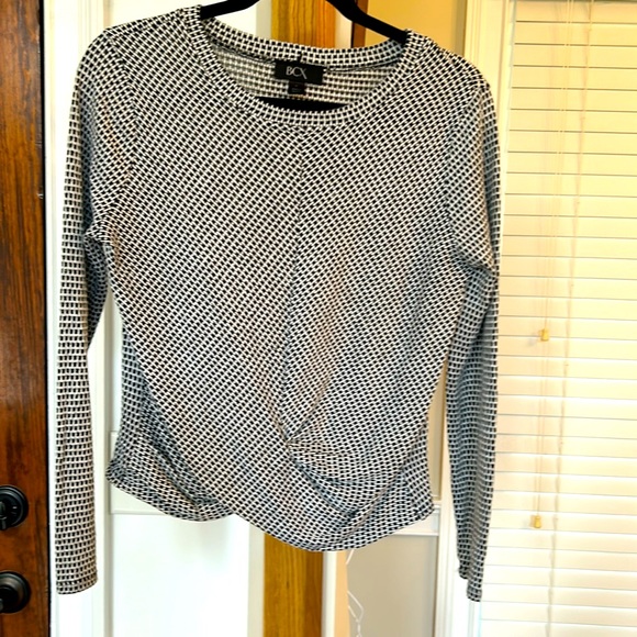 BCX black white sexy twist shirt sz M 🔥 - Picture 1 of 6